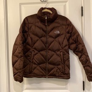 Brown NorthFace puffer. Size M